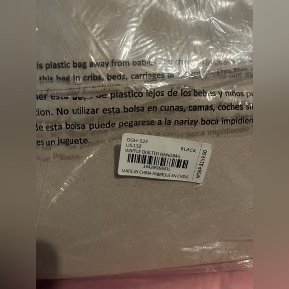 Black Quilted Women's Bag - Picture 3 of 13